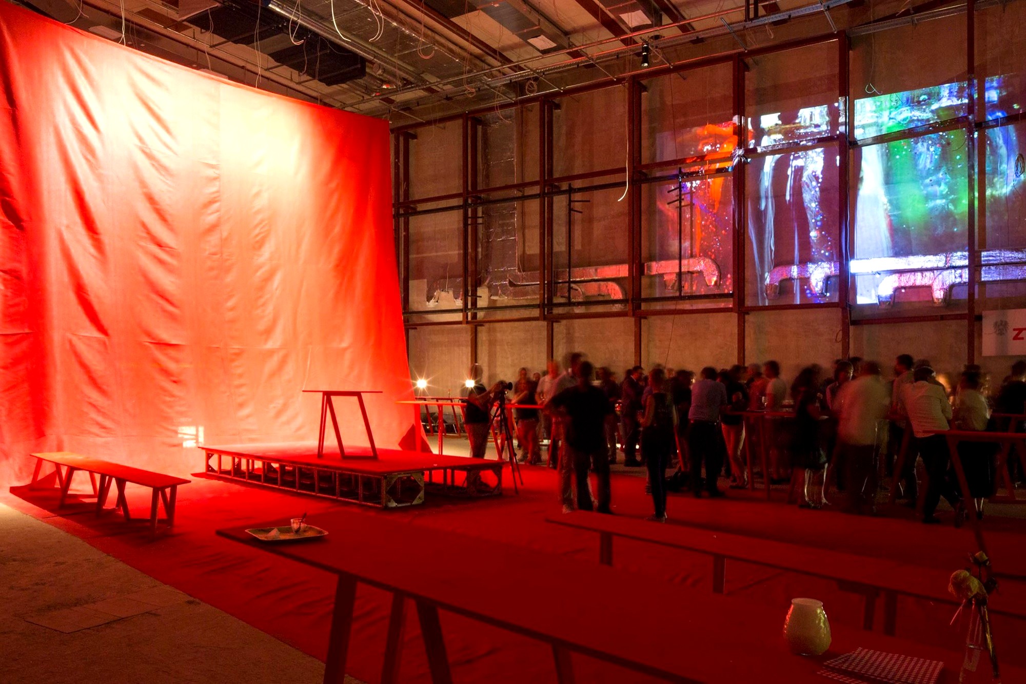 HOUSE OF MUSIC, red curtain, stage and projection at night